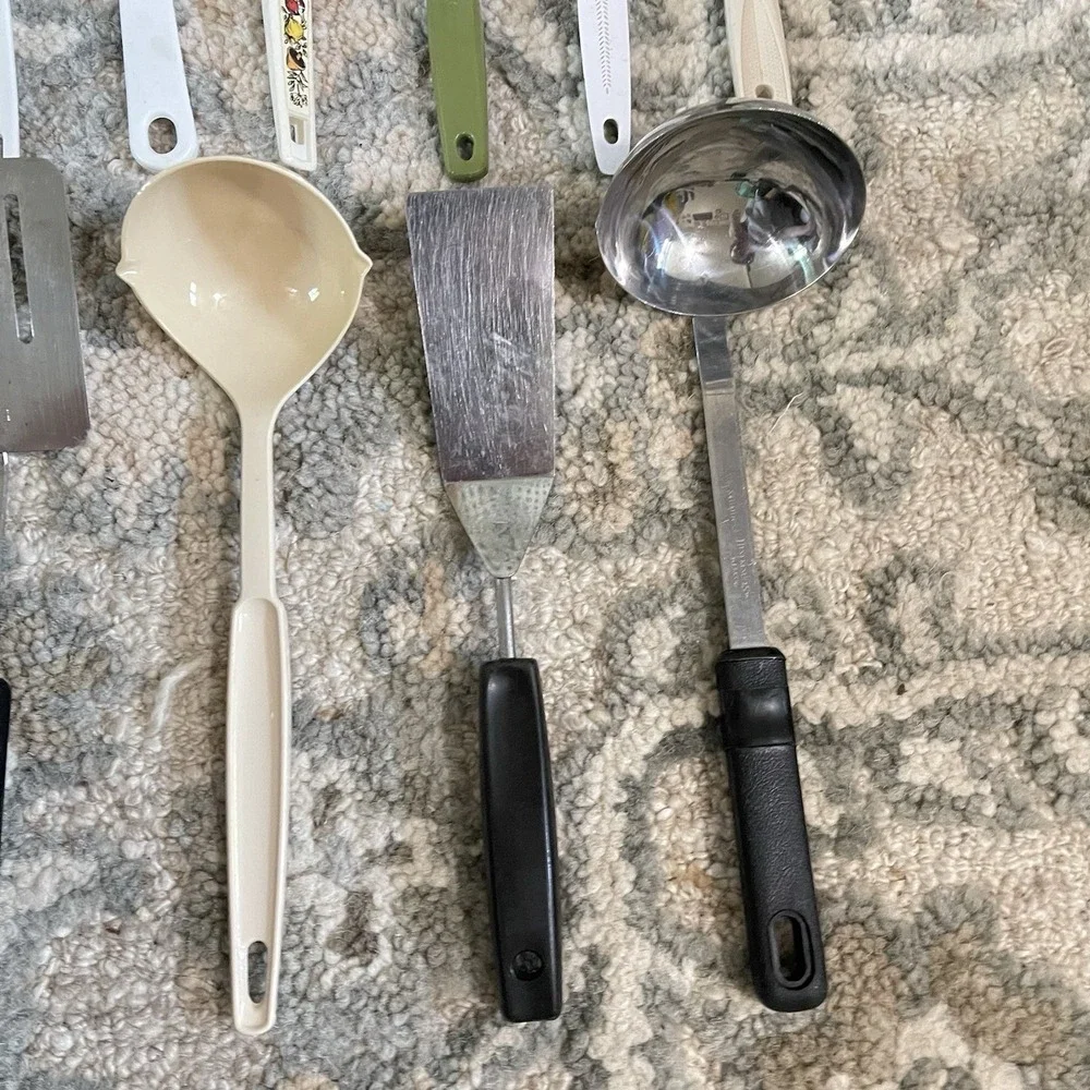 Vintage Lot Mixed Utensils Spoons Spatulas Fork Masher EKCO Flint Melamine Foley